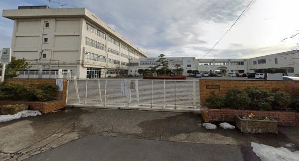 幸手市栄の中古一戸建て(幸手市立幸手中学校)