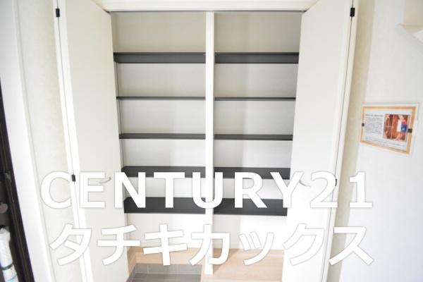 クレイドルガーデン　常総市新石下第８　全２棟　２号棟