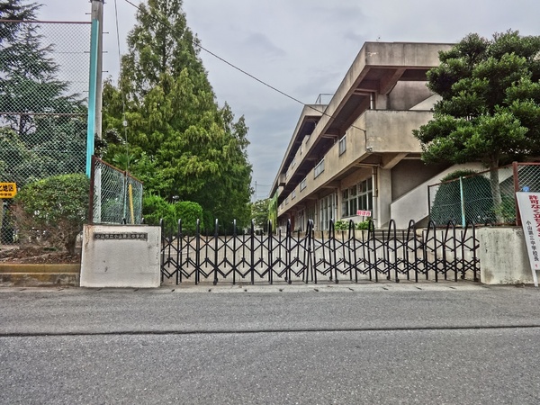 リーブルガーデン　第１小山中久喜　全５棟　２号棟(小山市立小山第三中学校)