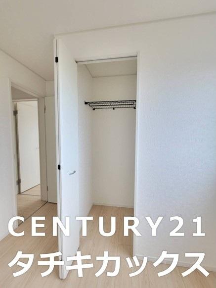 クレイドルガーデン　小山市喜沢第８　全３棟　２号棟