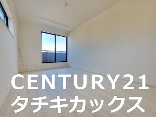 リーブルガーデン　春日部市一ノ割第８　全２棟　２号棟