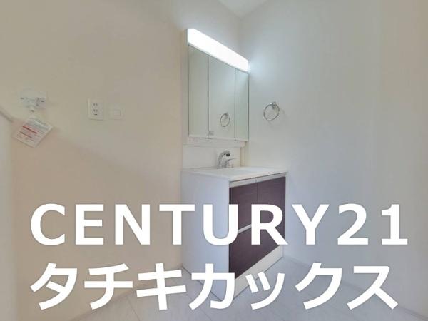 リーブルガーデン　春日部市一ノ割第８　全２棟　２号棟