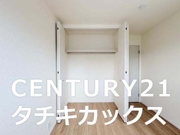 リーブルガーデン　第２古河諸川　全３棟　２号棟