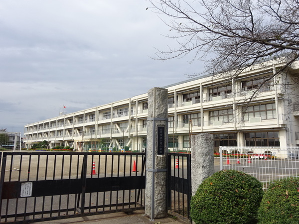 古河市東牛谷の土地(古河市立小堤小学校)