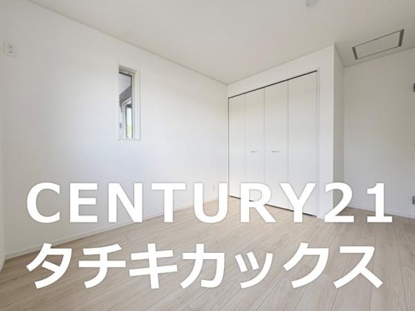 クレイドルガーデン　古河市諸川第９　全３棟　２号棟