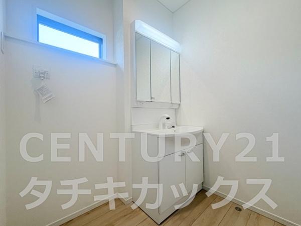 クレイドルガーデン　古河市関戸第１　全１棟