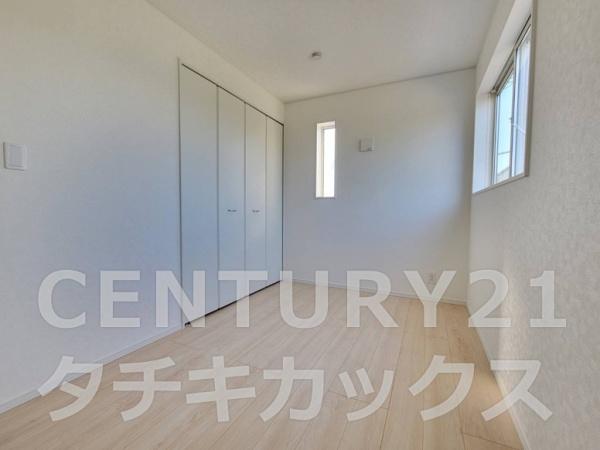 クレイドルガーデン　古河市中田第７　全１棟
