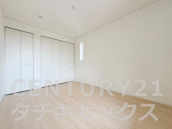 クレイドルガーデン　古河市五部第１　全２棟　１号棟（申有