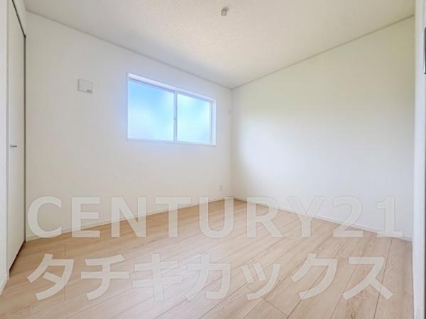 クレイドルガーデン　古河市五部第１　全２棟　１号棟（申有
