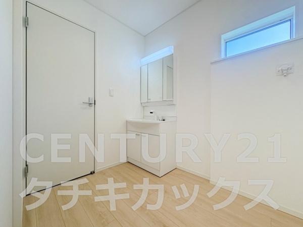 クレイドルガーデン　古河市中田第６　全２棟　１号棟