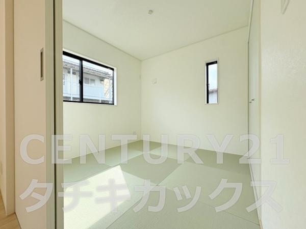 クレイドルガーデン　古河市中田第６　全２棟　２号棟