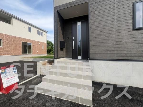 クレイドルガーデン　古河市中田第６　全２棟　２号棟