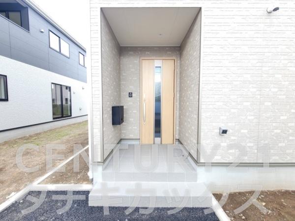 クレイドルガーデン　小山市城北第１１　全２棟　２号棟