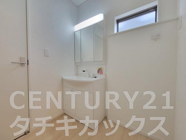 クレイドルガーデン　小山市城北第１１　全２棟　２号棟