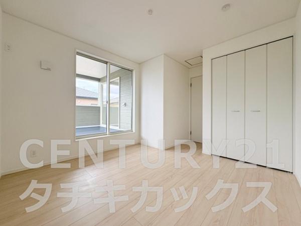 クレイドルガーデン　古河市駒羽根第２　全１棟