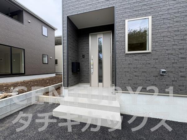 クレイドルガーデン　古河市大山第８　全５棟　２号棟