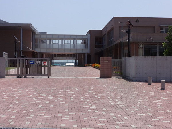 クレイドルガーデン　下妻市加養第１　全１棟(下妻市立東部中学校)