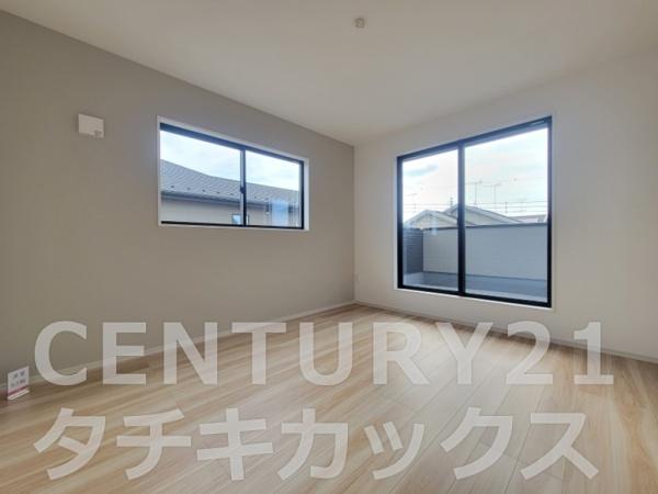 リガーレ　小山市東城南１０期　全２棟　１号棟