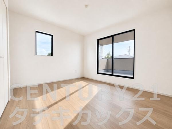 リガーレ　小山市東城南１０期　全２棟　２号棟