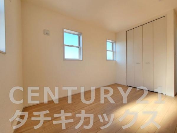 リーブルガーデン　古河中田第４　全２棟　1号棟