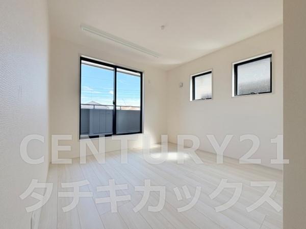 リーブルガーデン　幸手市東４丁目　全２棟　２号棟
