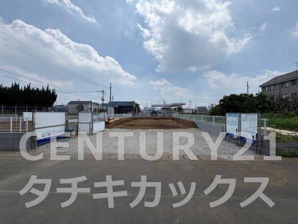 リーブルガーデン　古河下辺見第７　全２棟　１号棟