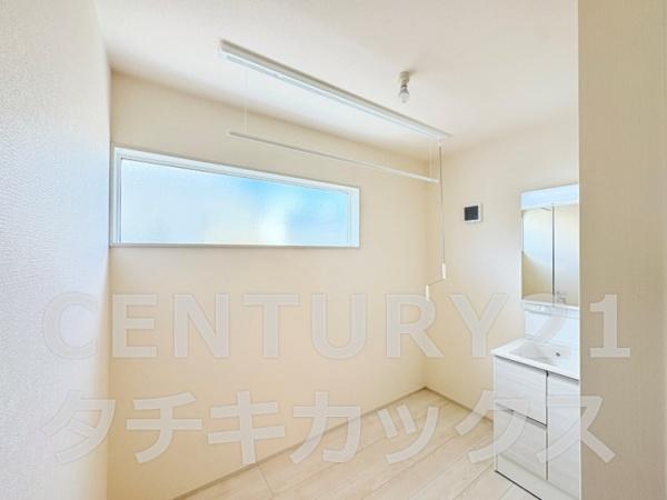 リーブルガーデン　蓮田市緑町　全１棟