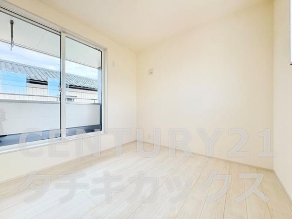 リーブルガーデン　蓮田市緑町　全１棟