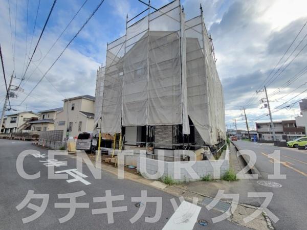 リガーレ　蓮田市緑町１５期　全１棟