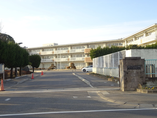 古河市静町の中古一戸建て(古河市立古河第六小学校)