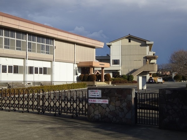 小山市大字乙女の土地(小山市立乙女中学校)