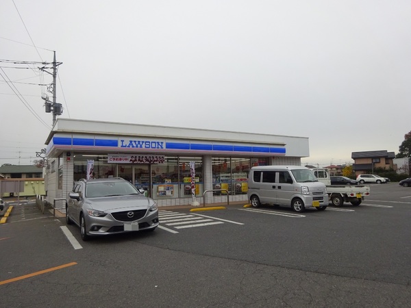 クレイドルガーデン　下妻市二本紀　全３棟　２号棟(ローソン下妻バイパス店)