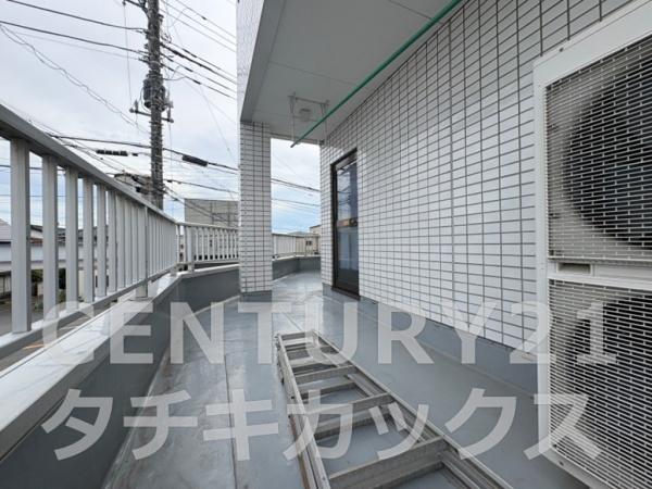 古河市東本町４丁目　店舗併用住宅