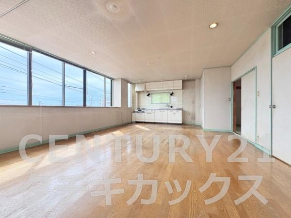 古河市東本町４丁目　店舗併用住宅