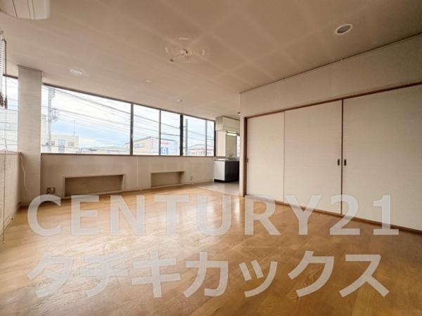 古河市東本町４丁目　店舗併用住宅