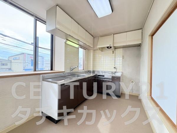 古河市東本町４丁目　店舗併用住宅