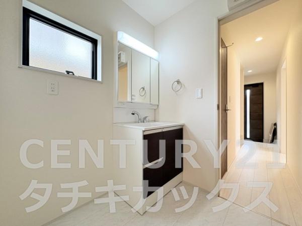 リーブルガーデン　春日部市藤塚第２１　全１棟