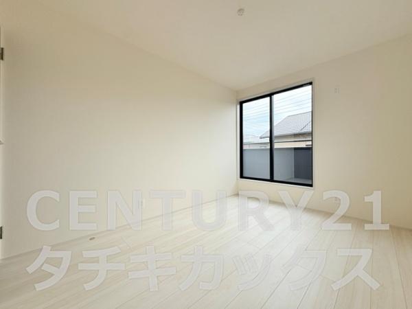 リーブルガーデン　春日部市藤塚第２１　全１棟