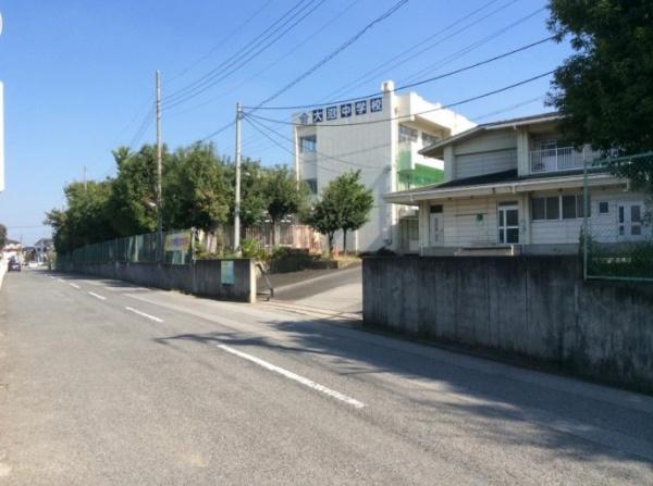 リーブルガーデン　春日部市大沼２期　全２棟　２号棟(春日部市立大沼中学校)