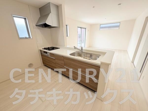 リーブルガーデン　春日部市大沼２期　全２棟　２号棟