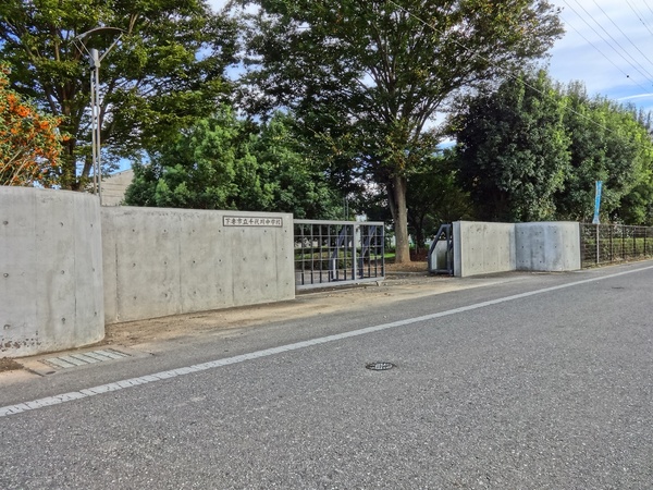 リーブルガーデン　第２下妻市鎌庭　全１棟(下妻市立千代川中学校)