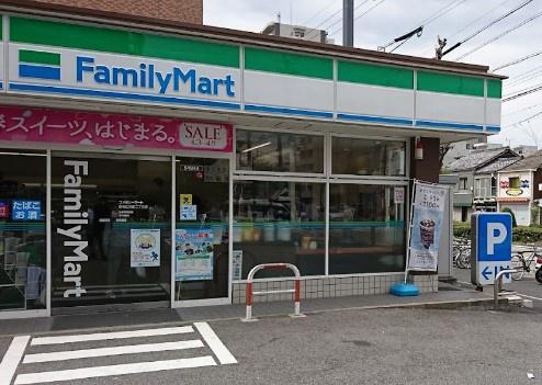 ノーブル滝子(ファミリーマート昭和広見町二丁目店)