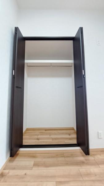 エクセレンス川名