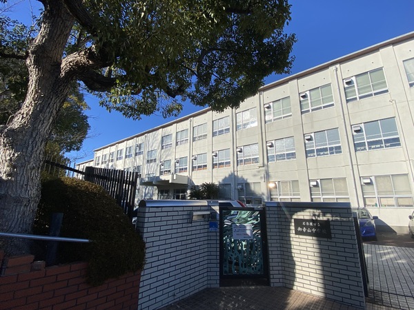 名古屋市天白区植田山4丁目の土地(名古屋市立御幸山中学校)