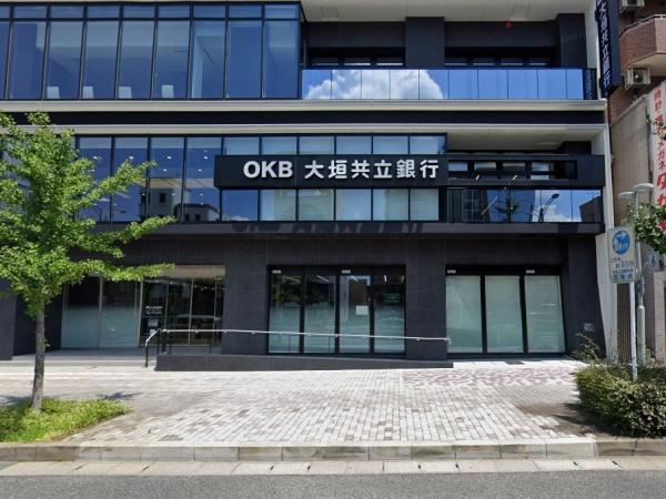 三旺マンション本山(大垣共立銀行本山支店)