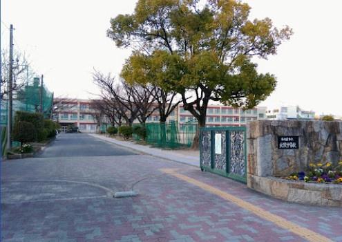 名古屋市北区成願寺２丁目の中古一戸建て(名古屋市立北陵中学校)