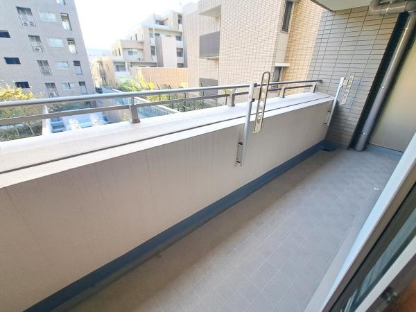 グランアルト東山