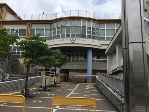 レインボー堀田通(名古屋市立御劔小学校)