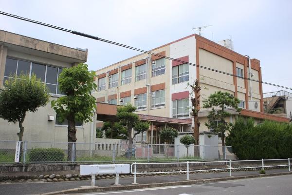 ライオンズマンション浄心(名古屋市立児玉小学校)