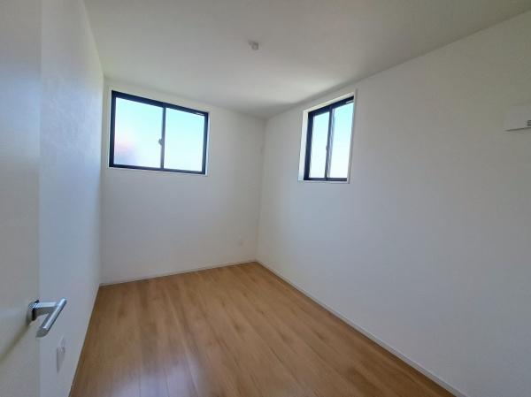 新築戸建　瑞穂区中根町4丁目　全2棟　2号棟